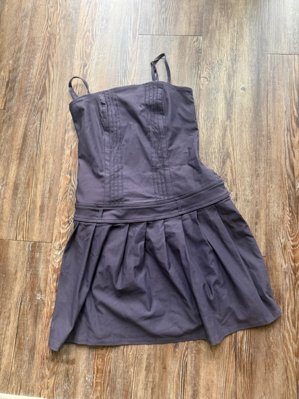 Dress - Picture 2 of 3